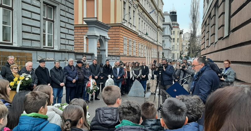 Godišnjice masovnih staradanja građana Sarajeva (1992-1995)