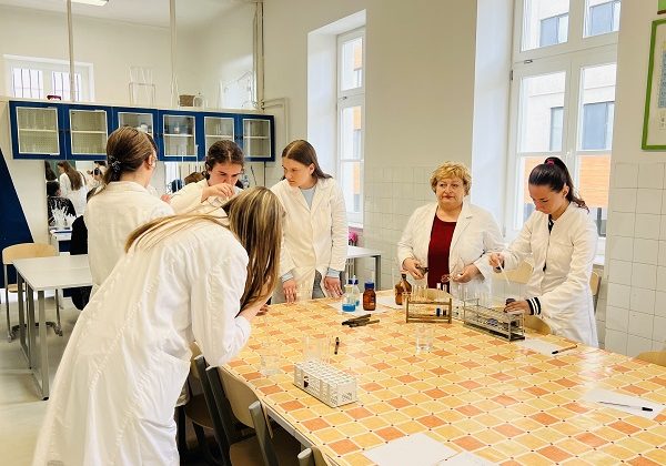 Pojedine hemijske analize na ugljikohidrate – šećere