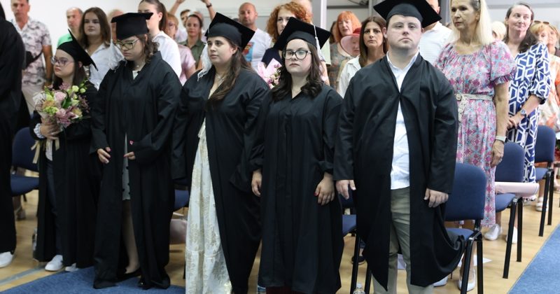 Ponosni na uspjeh naših bivših učenica